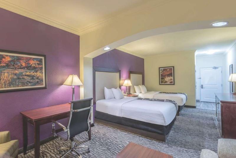 La Quinta Inn & Suites By Wyndham Loveland Estes Park Exteriör bild